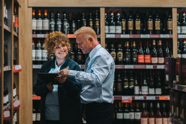 liquor-store-1 liquor-store-1